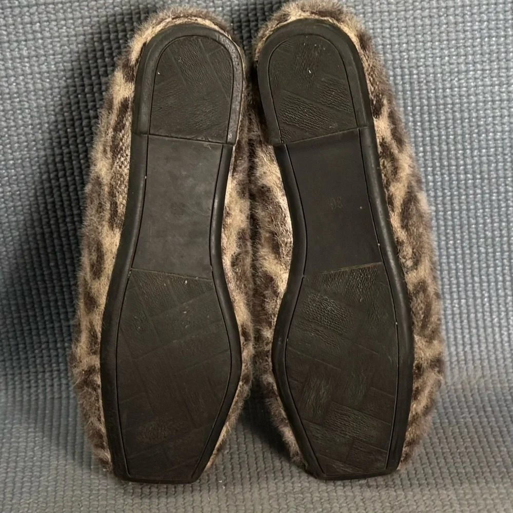 Kouaidi Women’s Leopard Print‎ Slip On Loafer Shoes Size 6 US 36 EU